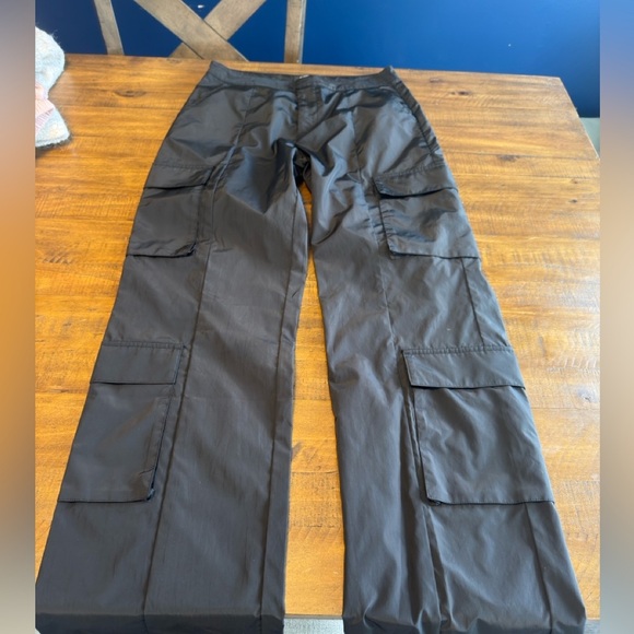 White fox boutique Black cargo pants small New! - Picture 7 of 8